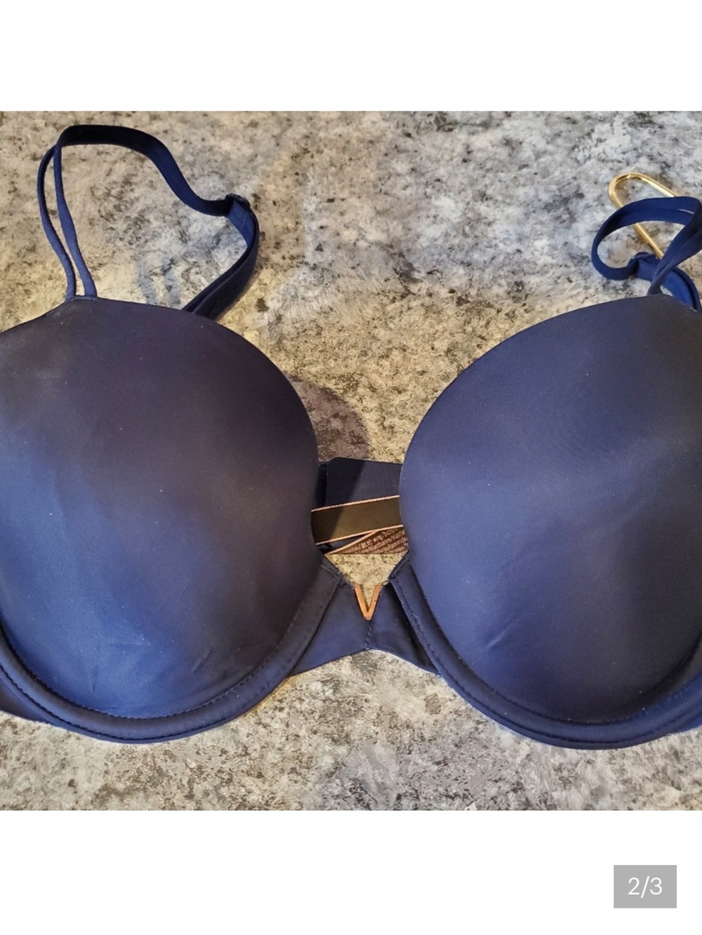 Victoria's Secret Navy Push-Up Bra with Gold Accent size 38 c nwt
